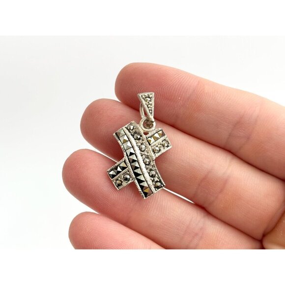 Cross Shaped Marcasite Accented Sterling Silver 925 Vintage Pendant - Picture 5 of 10